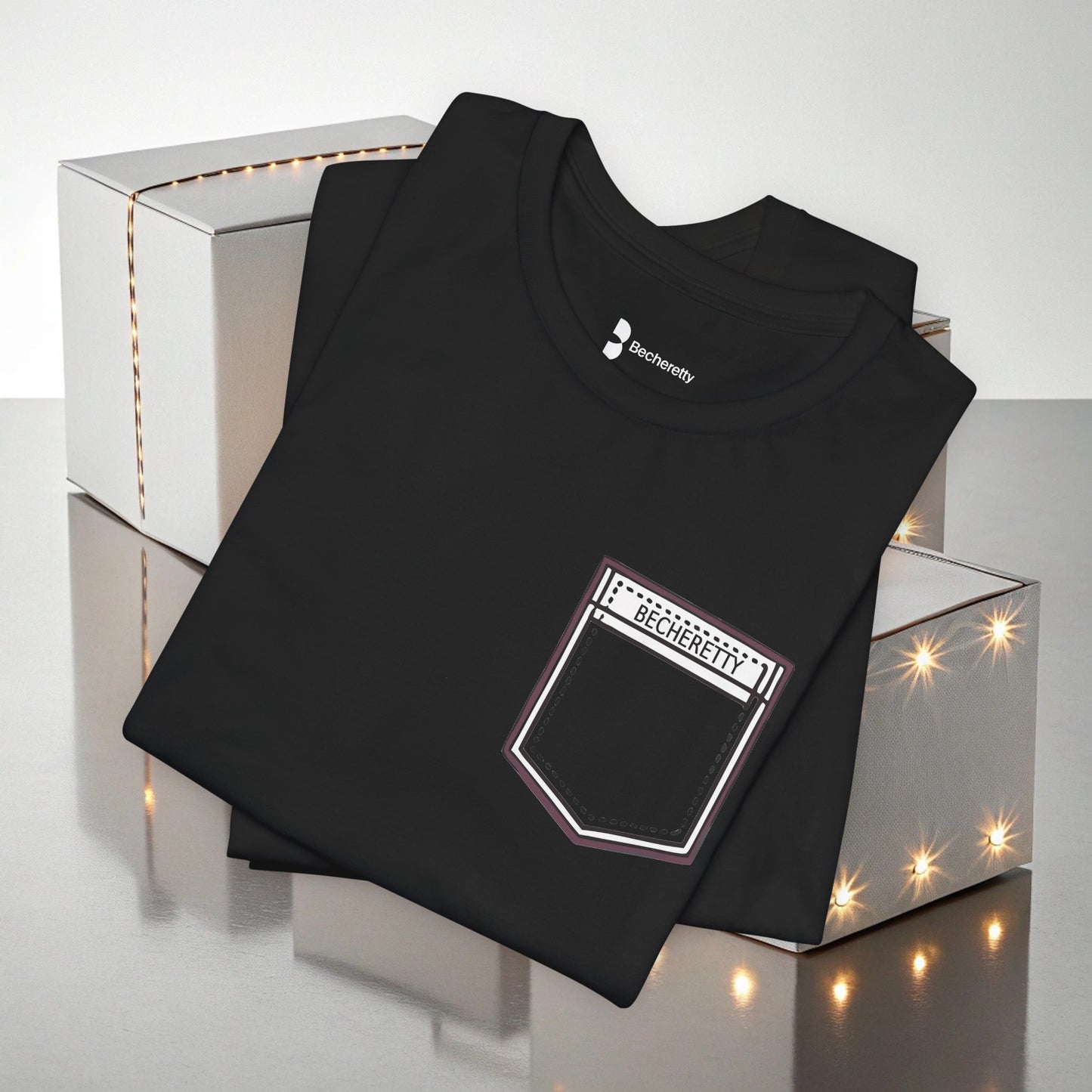 Becheretty Pocket - Minimalistic T-Shirt Desing - Unisex - Casual Wear
