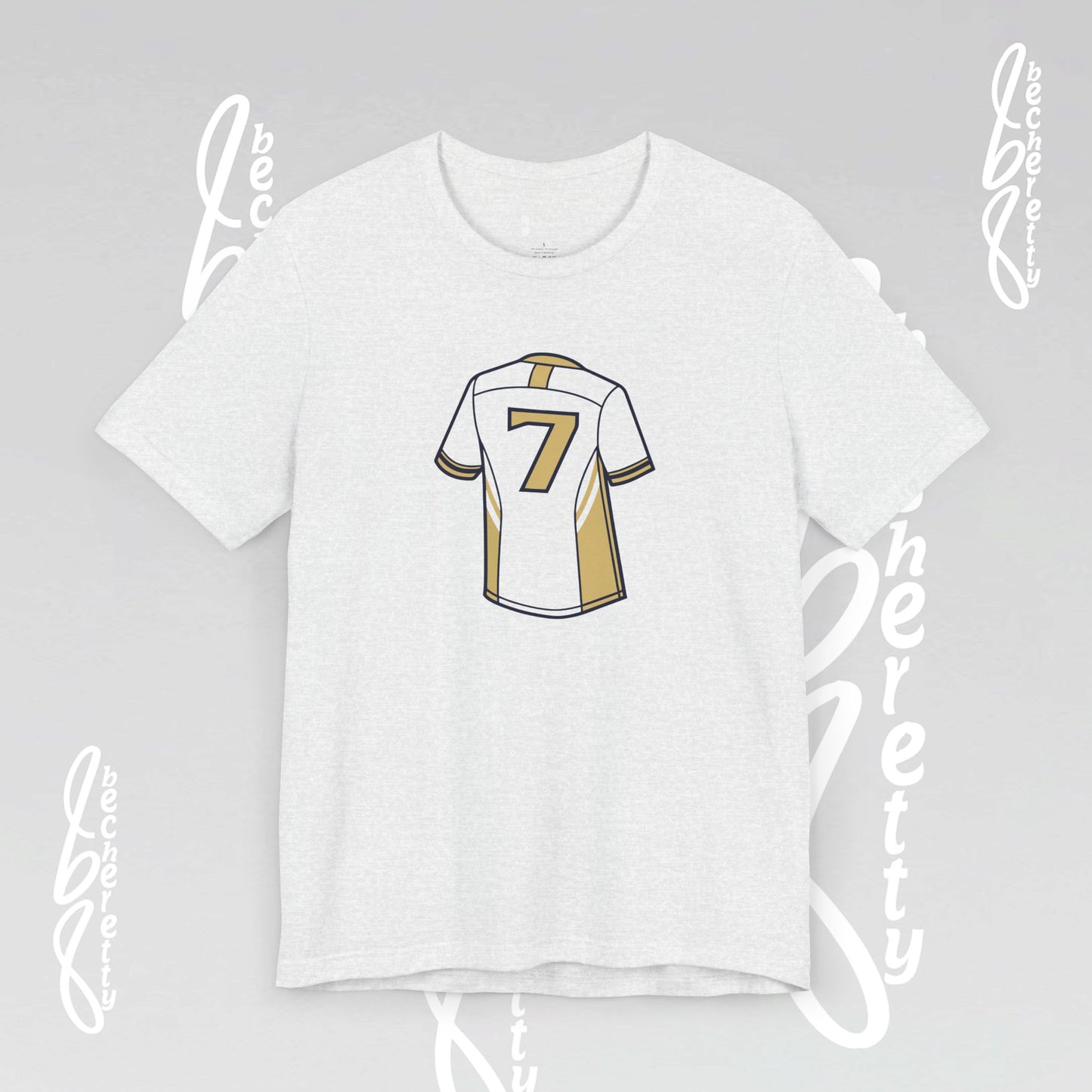 Soccer T-shirt - Number 7 - Unisex - Minimalist graphic Becheretty - Casual Wear - Team Spirit