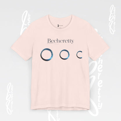 Modern Minimalist Style - Graphic Tee Becheretty - Art inspired - Everyday outfit