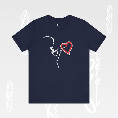 Graphic Art T-shirt "Love" Minimalist Design Becheretty - Urban Style - Casual Wear