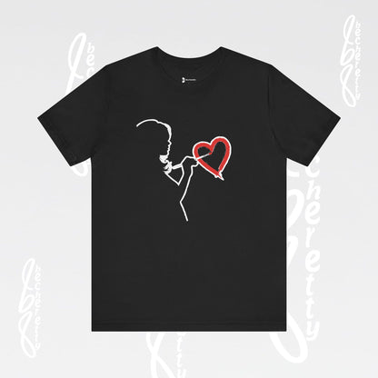 Graphic Art T-shirt "Love" Minimalist Design Becheretty - Urban Style - Casual Wear