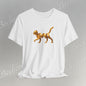 Golden Cat. Minimalist Graphic Becheretty -  Modern, and Effortlessly Etylish - Perfect for everyday wear with an artistic edge.