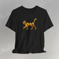 Golden Cat. Minimalist Graphic Becheretty -  Modern, and Effortlessly Etylish - Perfect for everyday wear with an artistic edge.