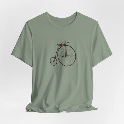 Penny-Farthing Vintage Bicycle Tee - Graphic Minimalist Tee Becheretty - Perfect T-Shirt for Cycling Enthusiasts, Casual wear
