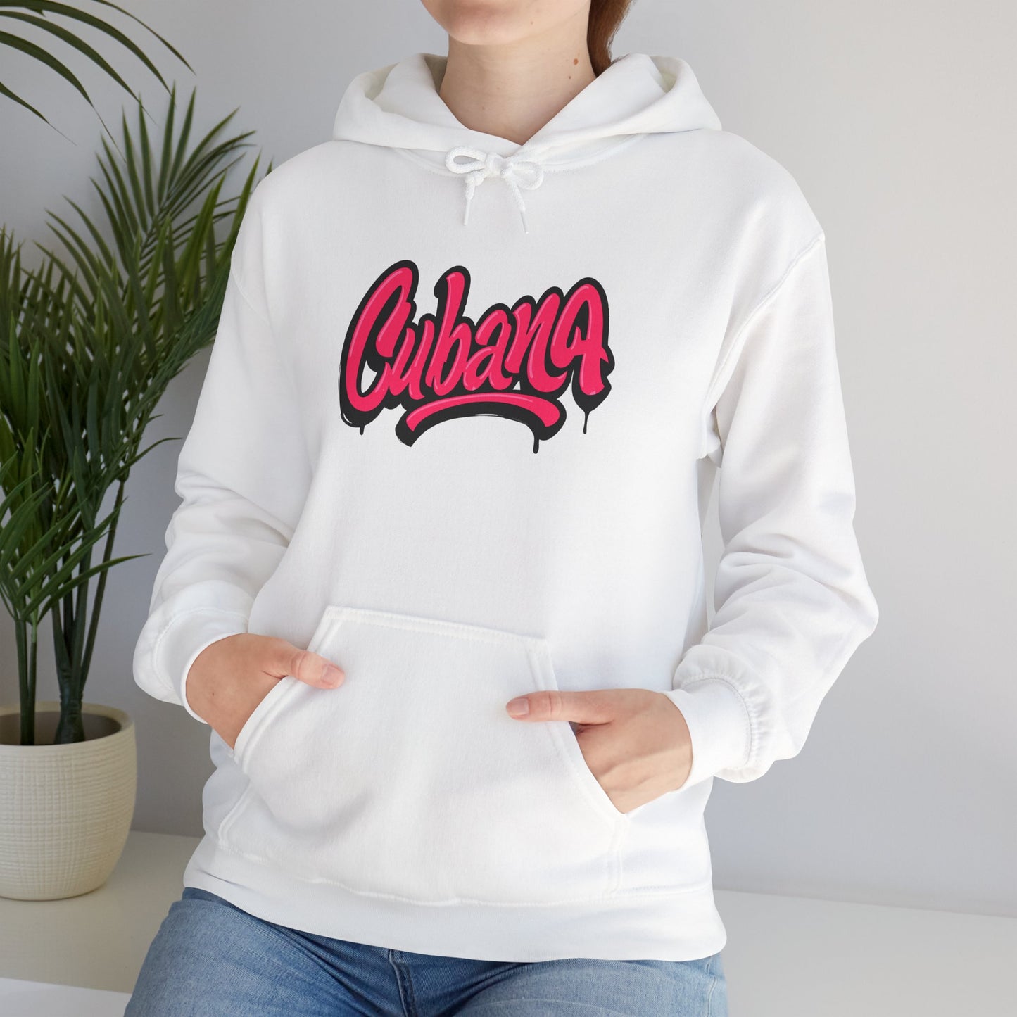 Graphic Hoodie "Cubana"  Art Graphic Becheretty - This spacious kangaroo-style bag proudly displays a connection to Cuban culture.